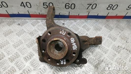 Ступица передняя правая opel zafira B (JDN40N901)