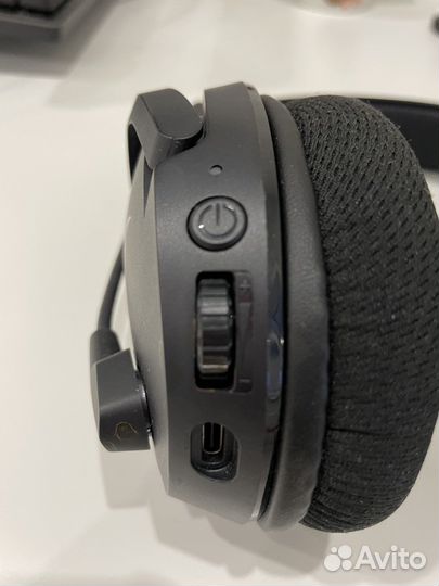 Беспроводные наушники