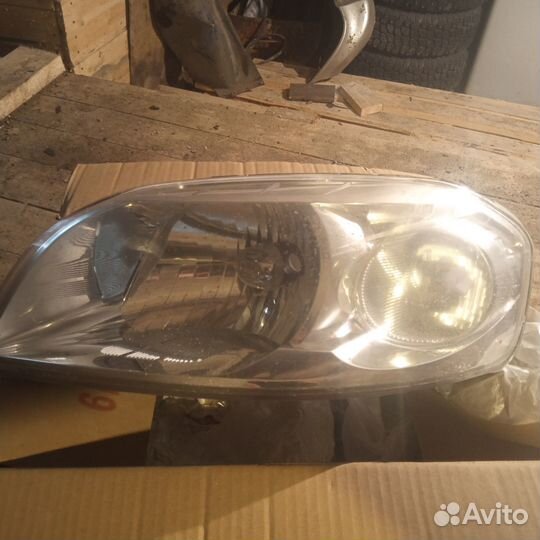 Фара Шевроле Авео
