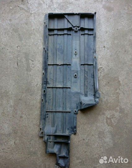 Защита днища правая Subaru Outback BR/B14