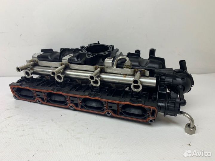 Коллектор впускной Volkswagen Passat Cc 2.0 2012
