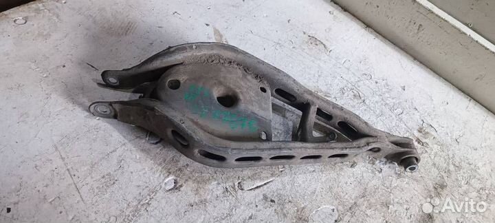 Рычаг задний поперечный верхний 33303402536