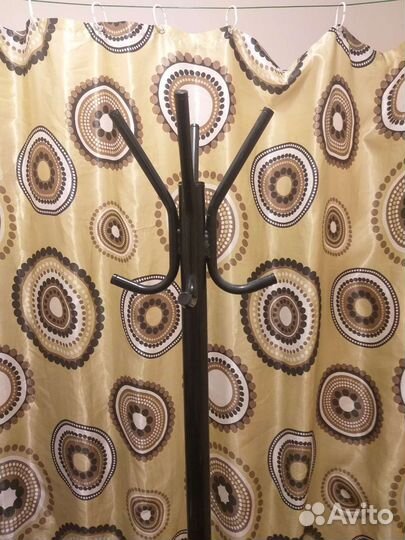 Вешалка напольная