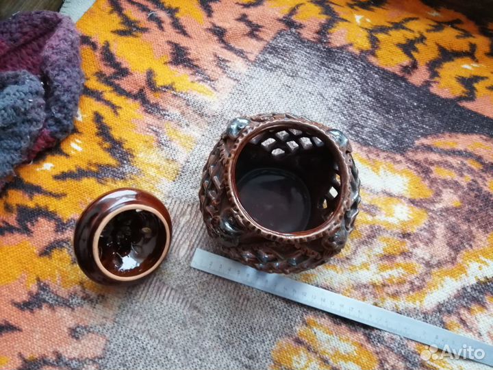 Керамическая конфетница