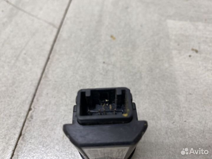 Кнопка старт стоп Тойота