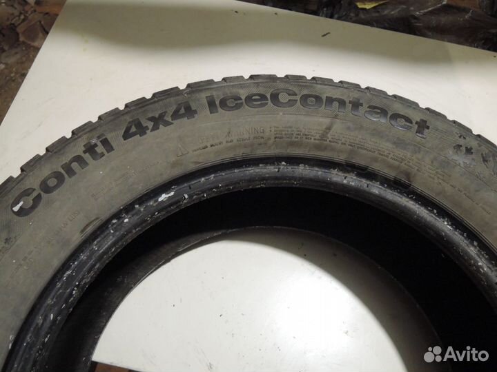 Continental ContiIceContact 4x4 235/55 R17 99Q