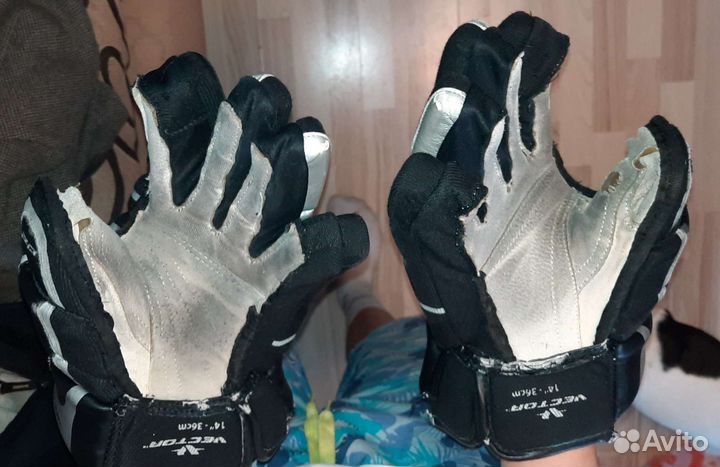 Краги хоккейные ссм размер 14