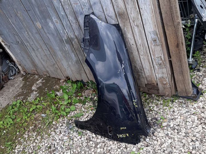 Крыло переднее Фольксваген Поло 4 дорестайлинг