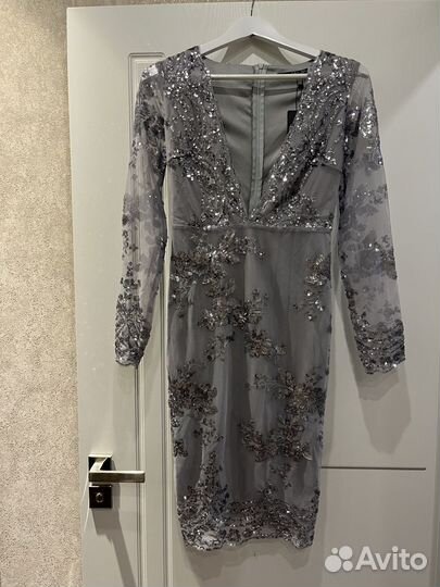 Нарядное платье для худенькой девушки