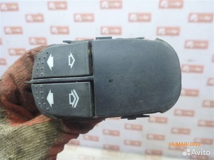 Блок управления стеклоподъёмниками Ford Focus DBW
