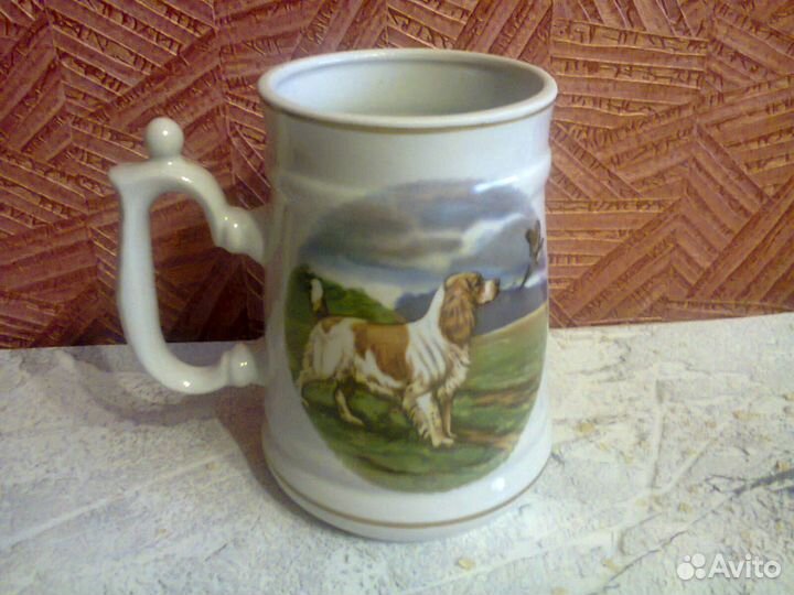 Тарелки и кружка 