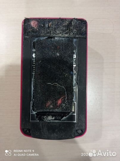 Педаль для электрогитары Behringer