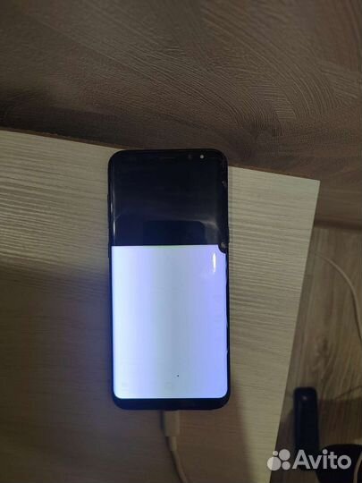 Samsung Galaxy S8+, 4/64 ГБ