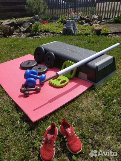 Гриф прямой. Гантели. степ-платформа