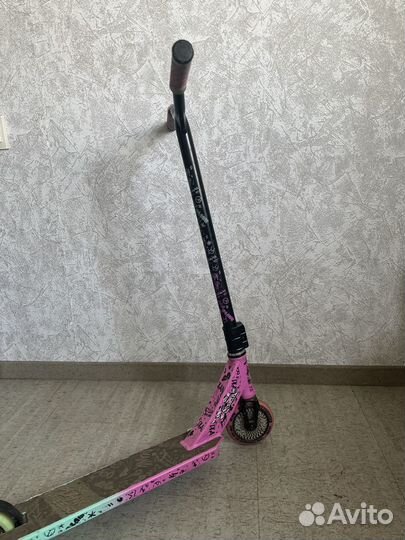 Самокат трюковой