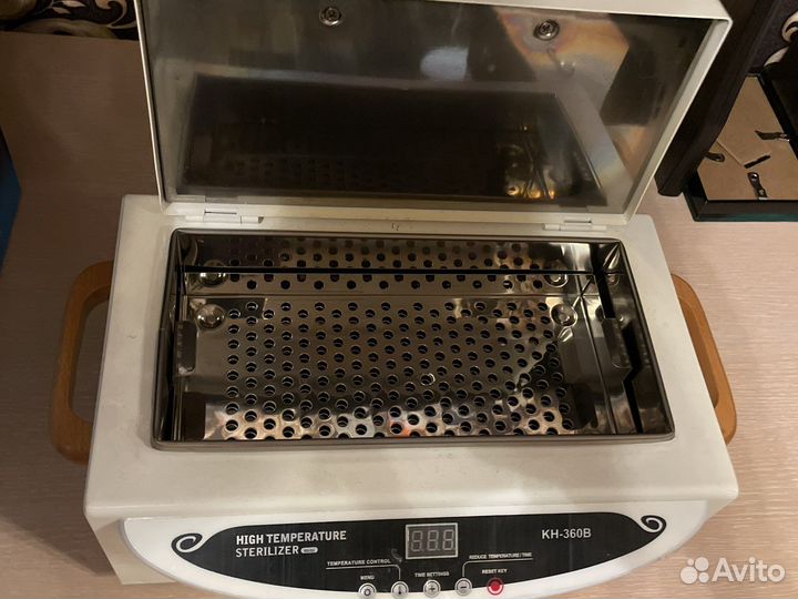 Сухожаровой шкаф Sanitizing Box кн-360В