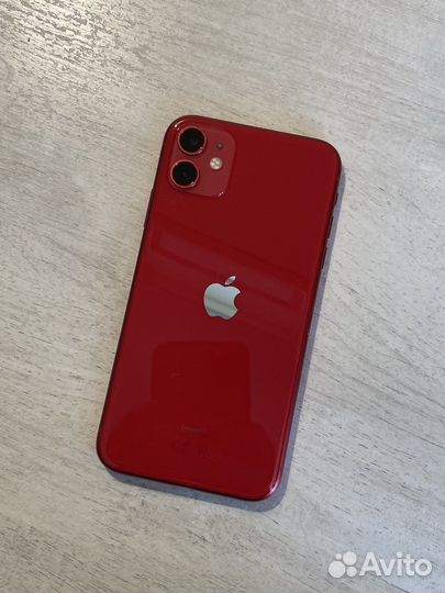 iPhone 11 red