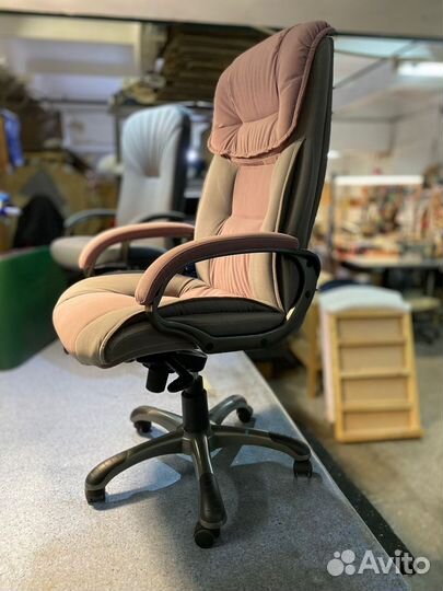 Компьютерное кресло