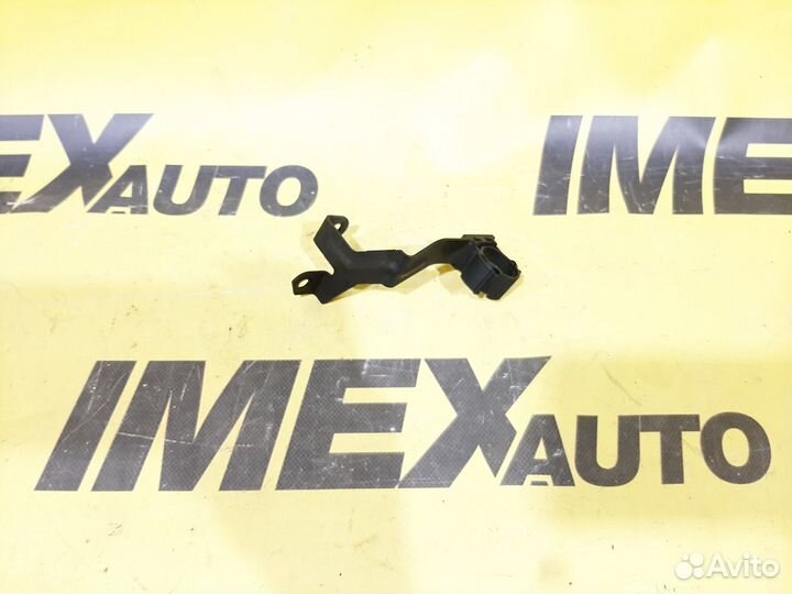 Кронштейн Audi Tt 8N AUQ