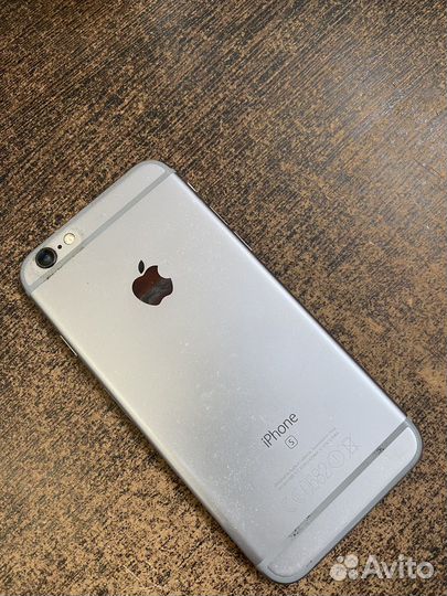 iPhone 6S, 64 ГБ
