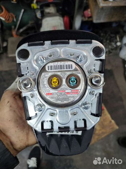 Подушка безопасности в руль opel