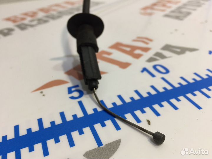 Рено Кангу Трос замка капота