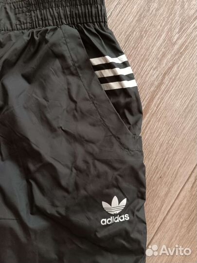 Спортивные штаны adidas