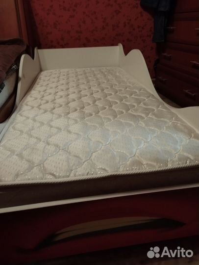 Кровать для мальчика машинка бу