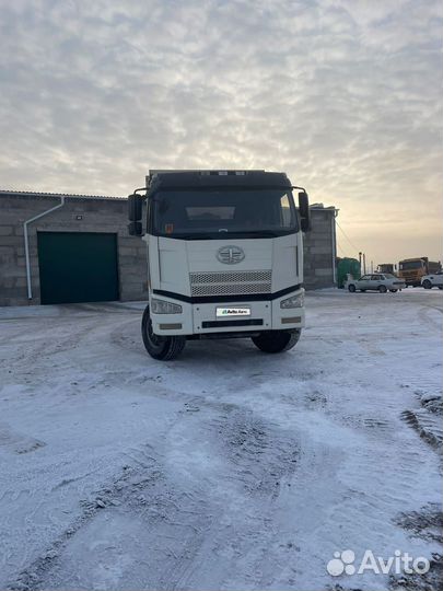 FAW CA3252P2K2T1A, 2012