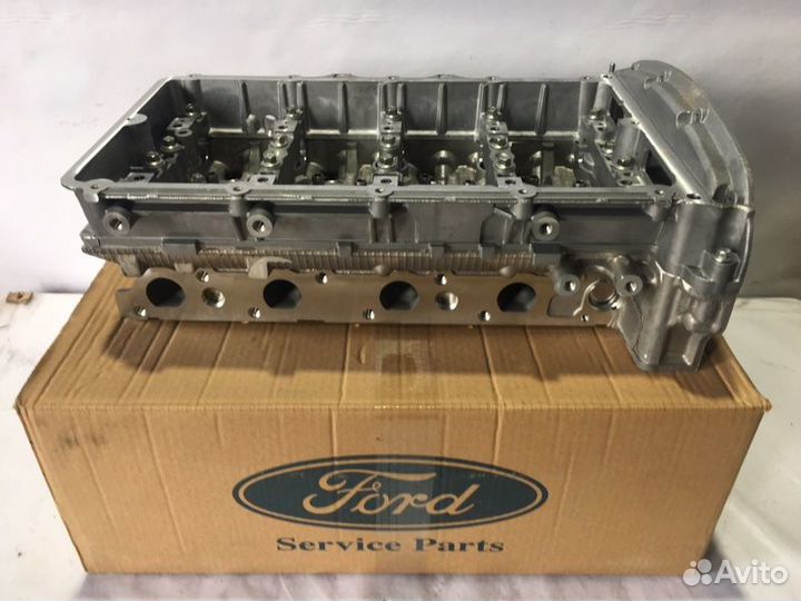 Головка блока гбц Ford Transit 2.4 2006 - 2013 RWD