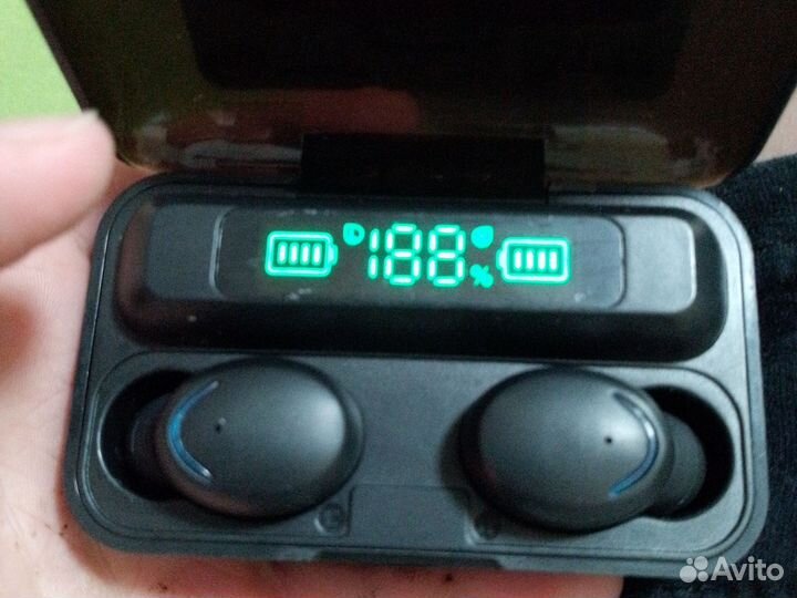 Беспроводные наушники TWS