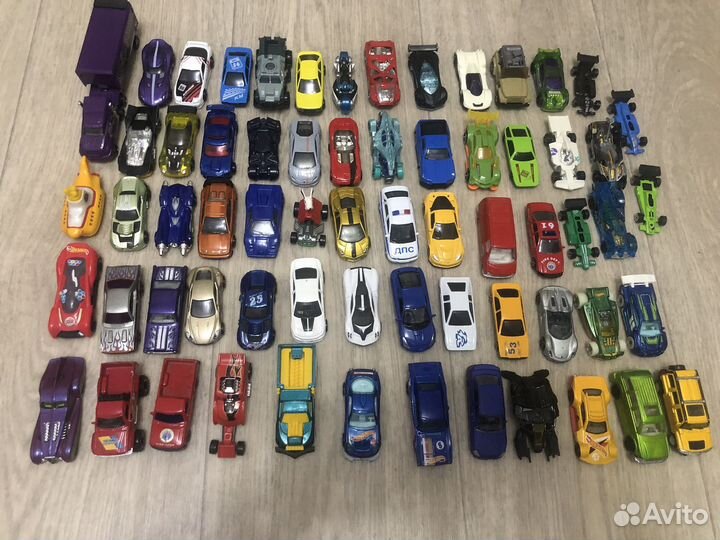 Машинки hot wheels