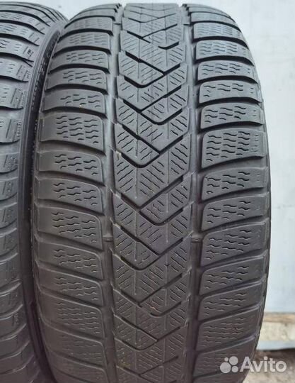 Pirelli Winter Sottozero 3 225/40 R18 92V