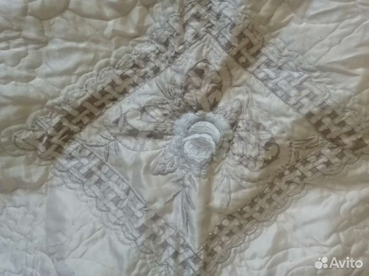 Комплект Покрывало, наволочки, шторы