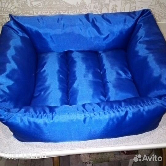 Лежанка для собак и кошек