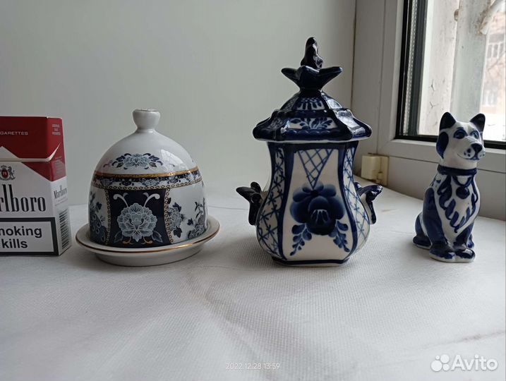 Шкатулка, лимонница, собачка