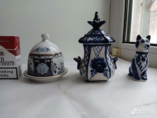 Шкатулка, лимонница, собачка