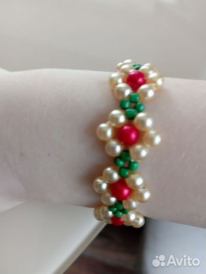 Браслет из бисера