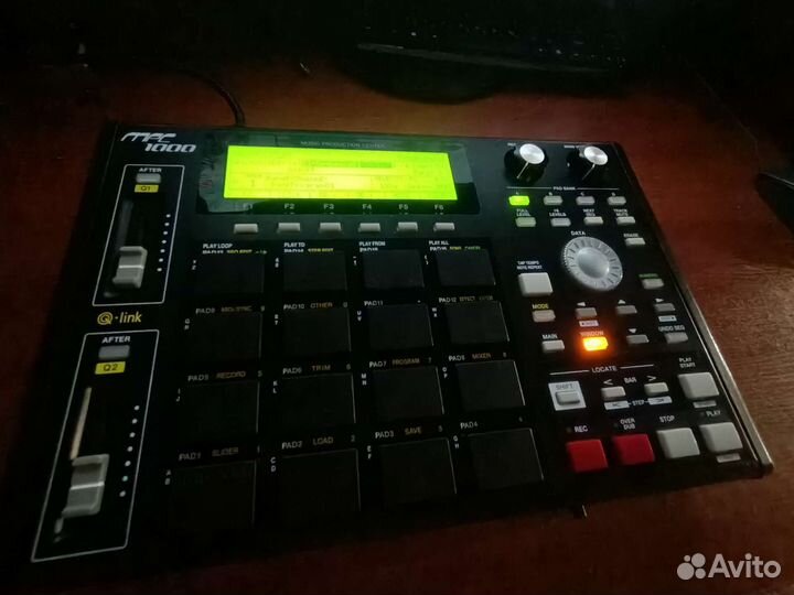 Akai mpc 1000