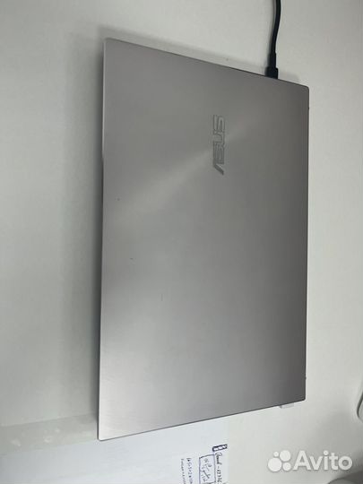 Asus zenbook 13 oled