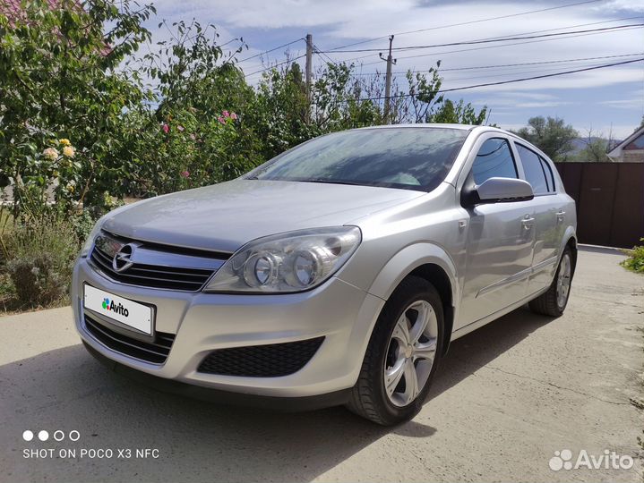 Opel Astra, 2008