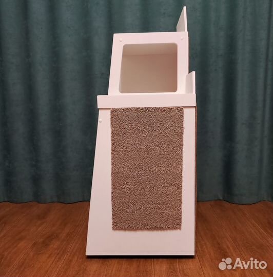 Домик для кошки, с когтеточкой и ящиками