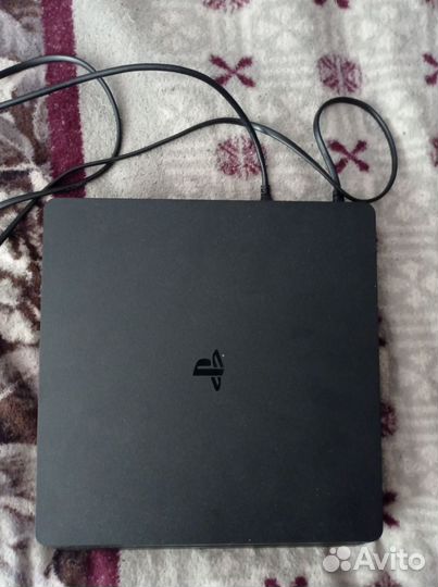 Sony PS4 slim 1tb