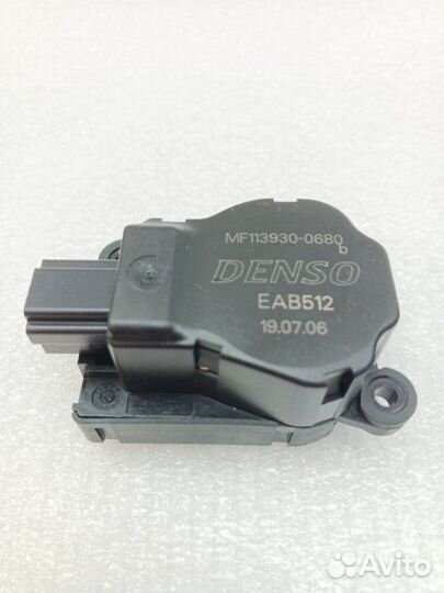 Сервопривод заслонок печки Land Rover Discovery 3