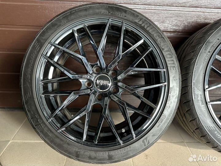 VMR V802 18x8,5/9,5 / Bridgestone RE004