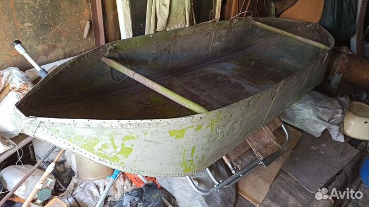 Лодка алюминиевая