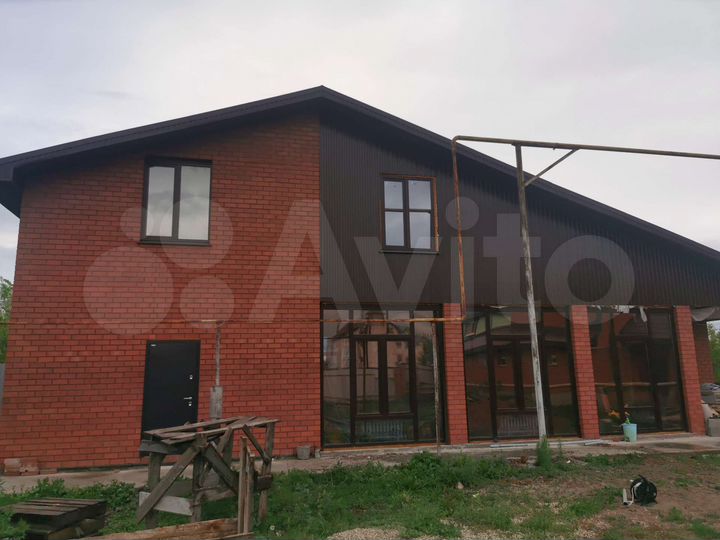 Дом 170 м² на участке 10 сот.