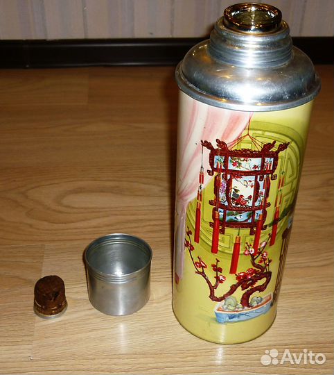 Термос китайский времен СССР(начало 70-х годов)