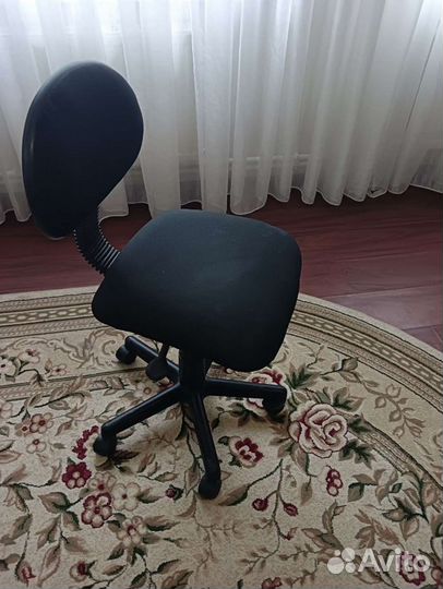 Компьютерное кресло