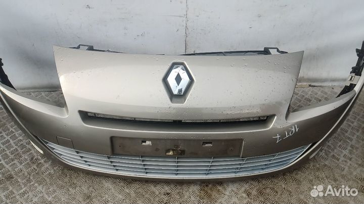 Бампер передний Renault Grand Scenic/Scenic